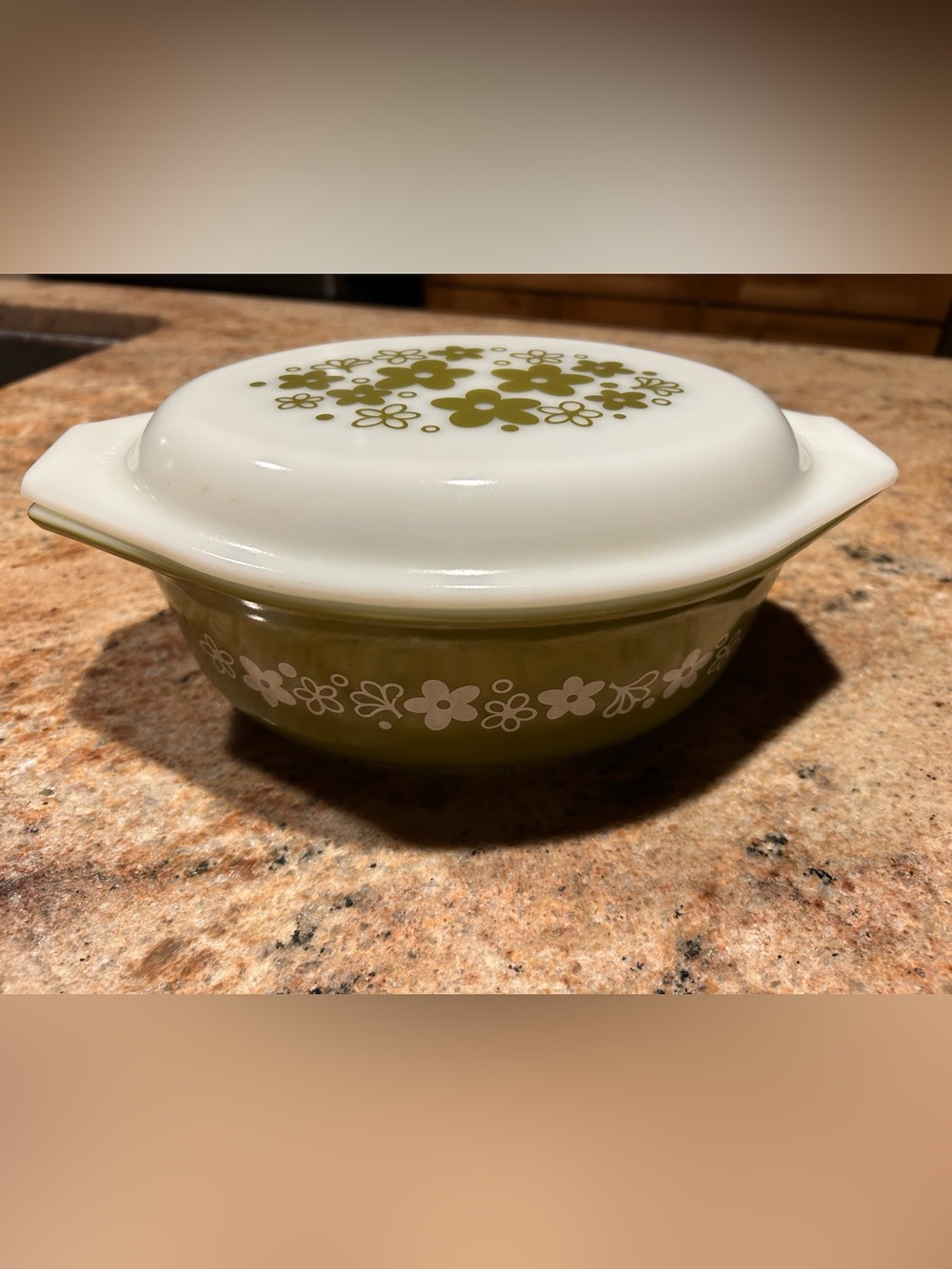 Pyrex By Corning #043 Crazy Daisy/Spring Blossom 1.5Qt Oval w/Pyrex Cover 843-C